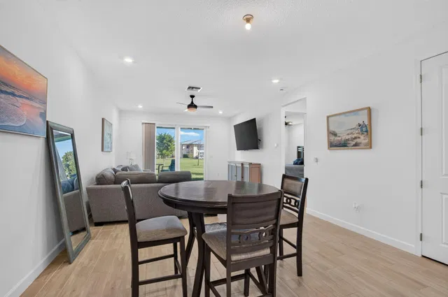 Residence photo 11