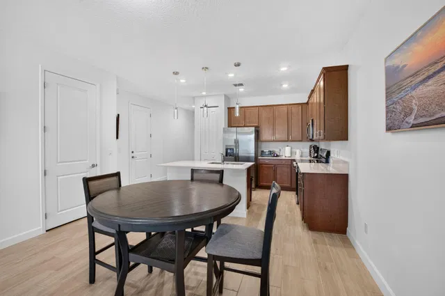 Residence photo 14