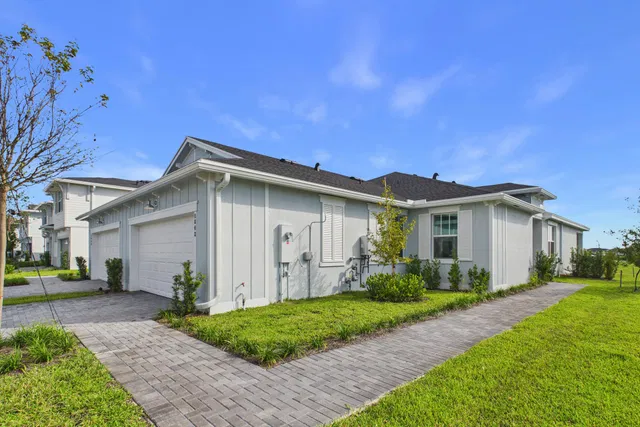 Residence photo 6