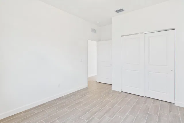 Residence photo 65