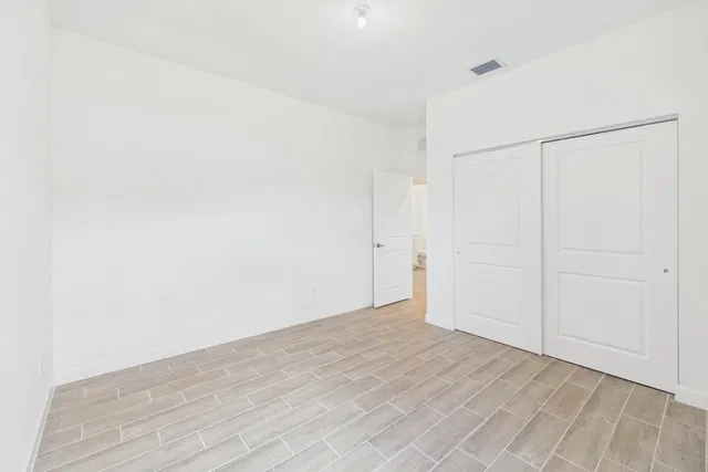Residence photo 72