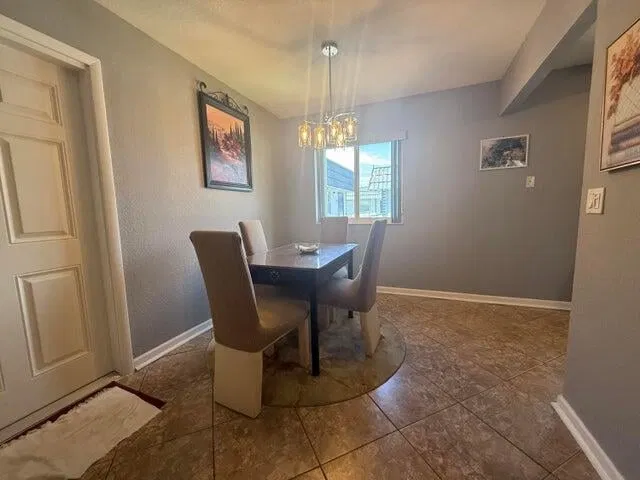 Residence photo 2