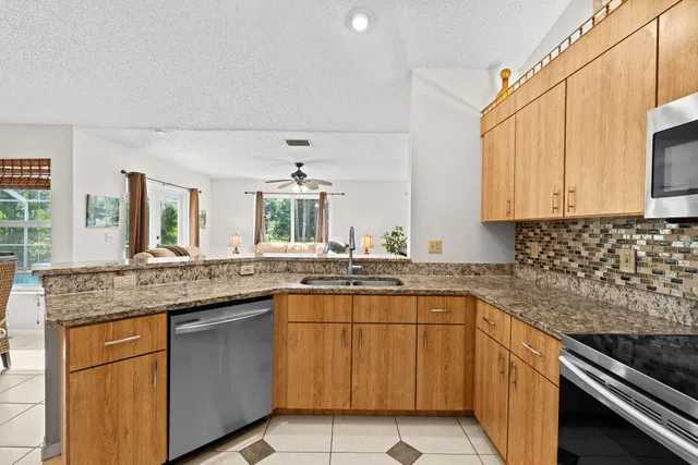 Residence photo 10