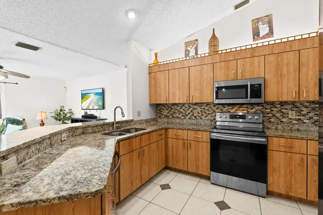 Residence photo 11