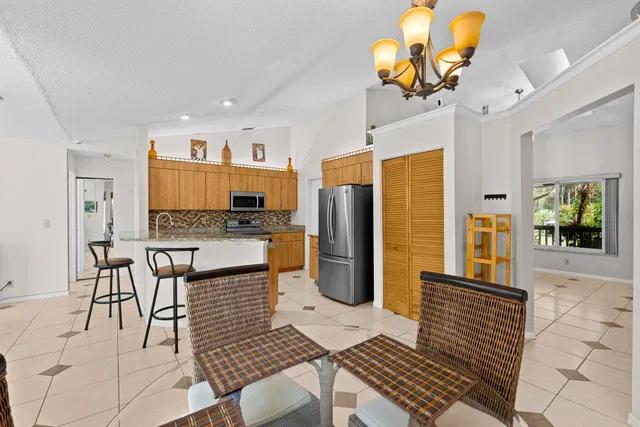 Residence photo 14