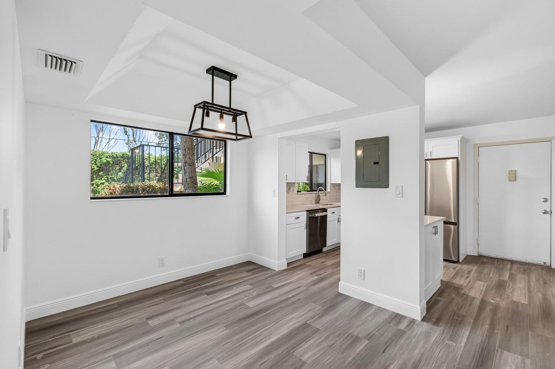 Unit 238 photo 11