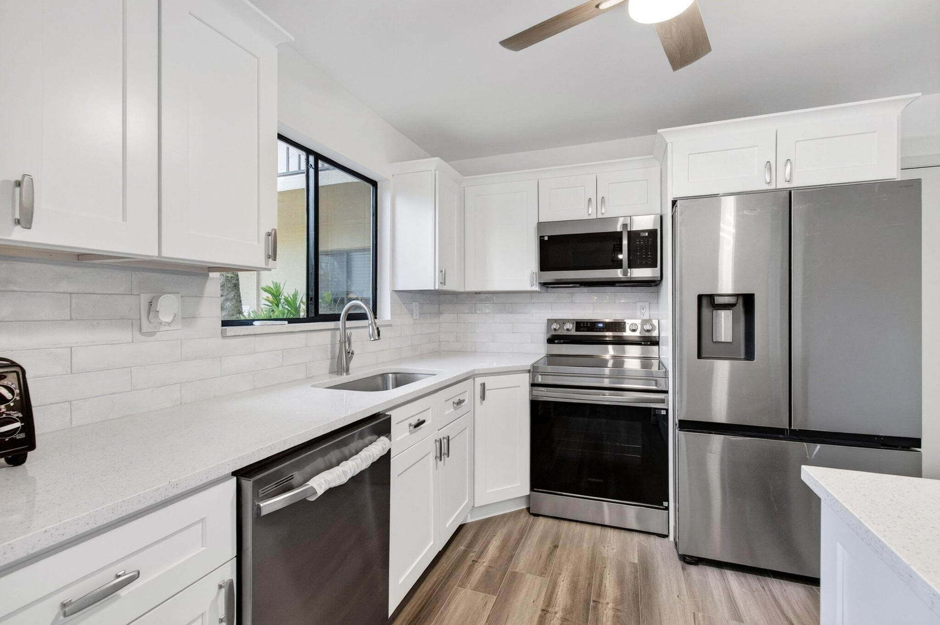 Unit 238 photo 14