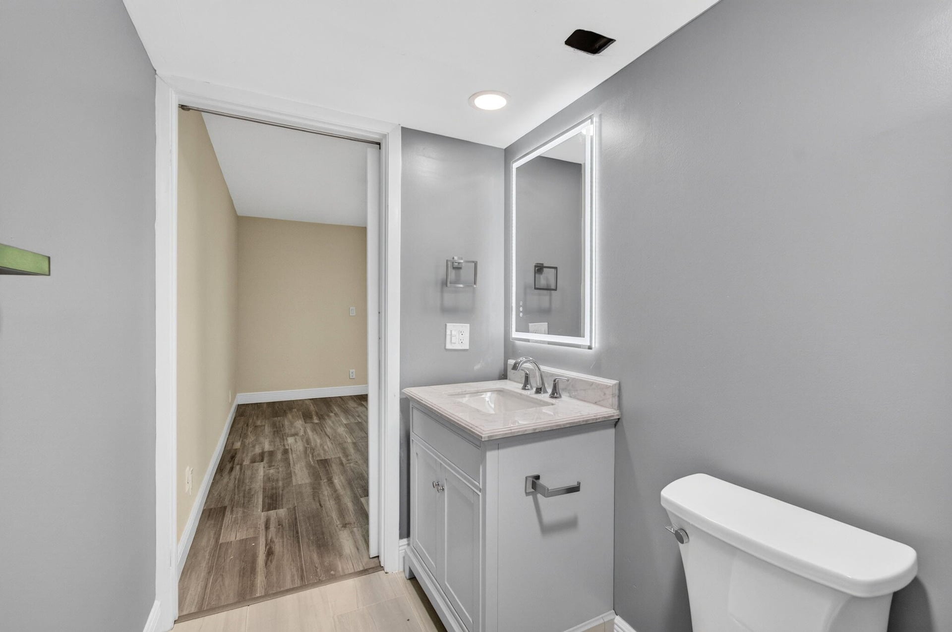 Unit 238 photo 27