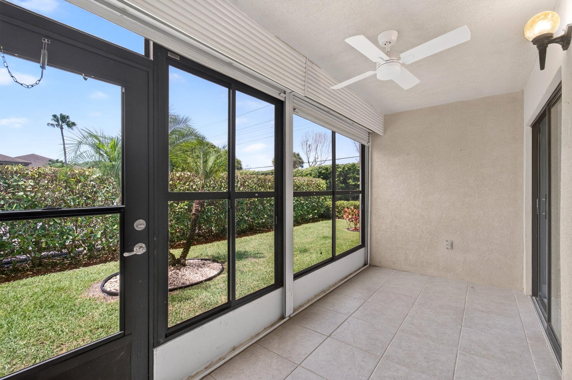 Unit 238 photo 33