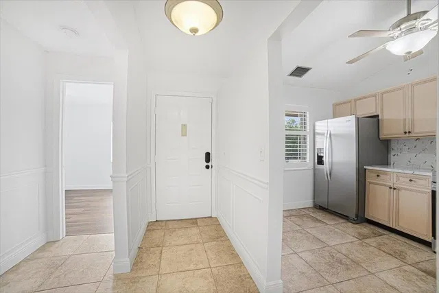Unit 206 photo 6