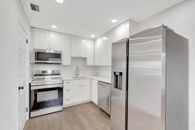 West Palm Beach Residence photo 5
