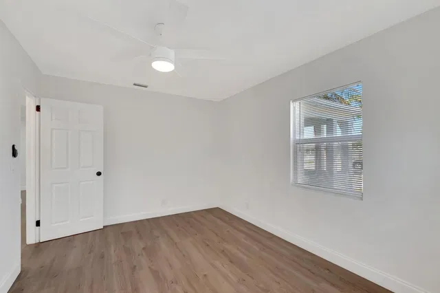 West Palm Beach Residence photo 12