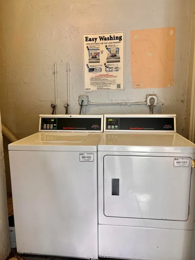 Unit 410 photo 17