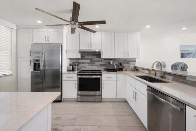 Unit 505 photo 6