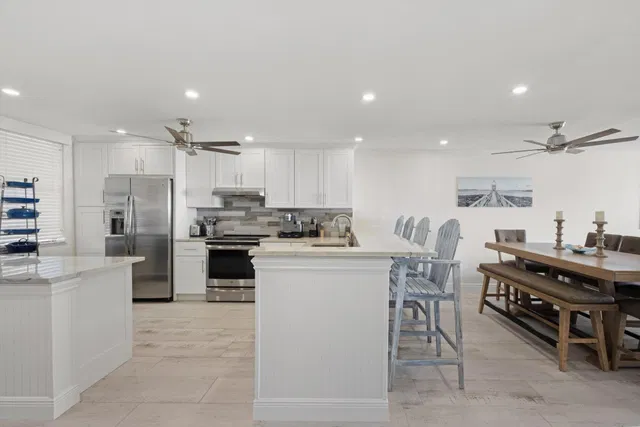 Unit 505 photo 8