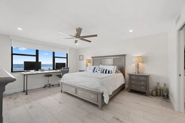 Unit 505 photo 22