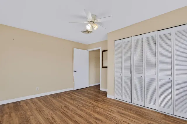 Residence photo 8