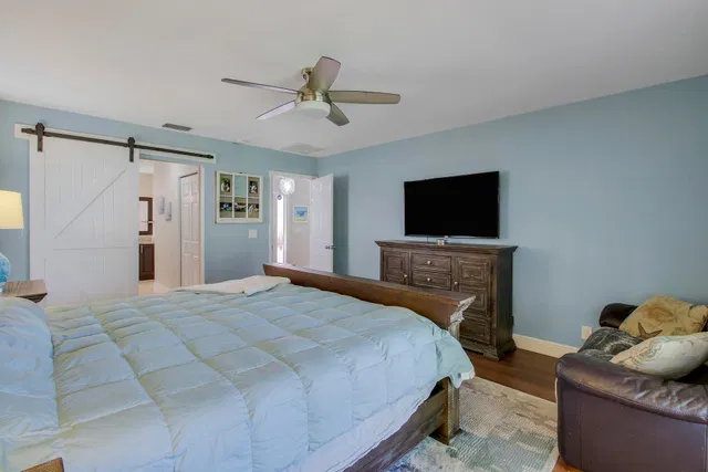 Residence photo 14