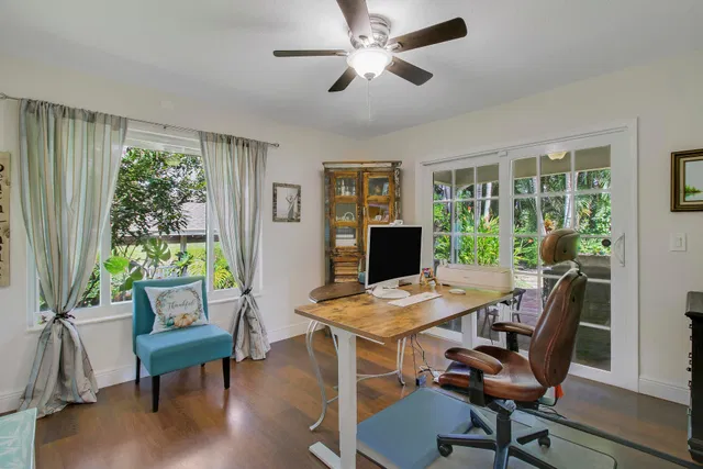 Residence photo 20