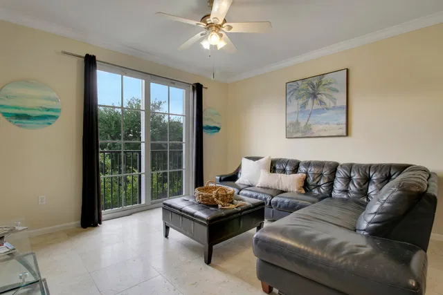 Downtown West Palm Beach Unit 305 photo 2