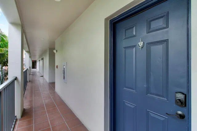 Downtown West Palm Beach Unit 305 photo 17