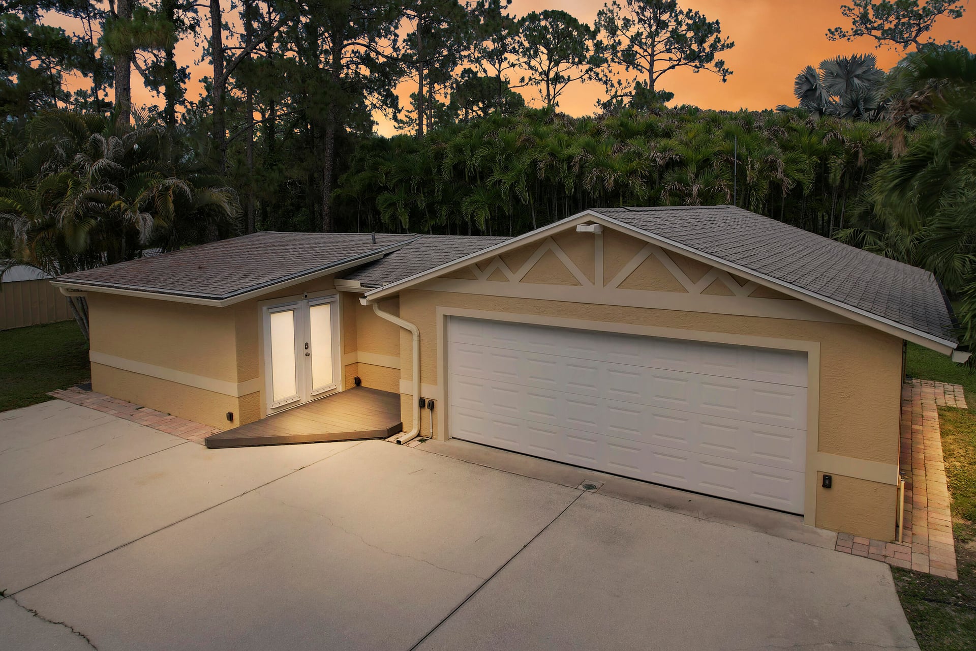 Residence photo 2