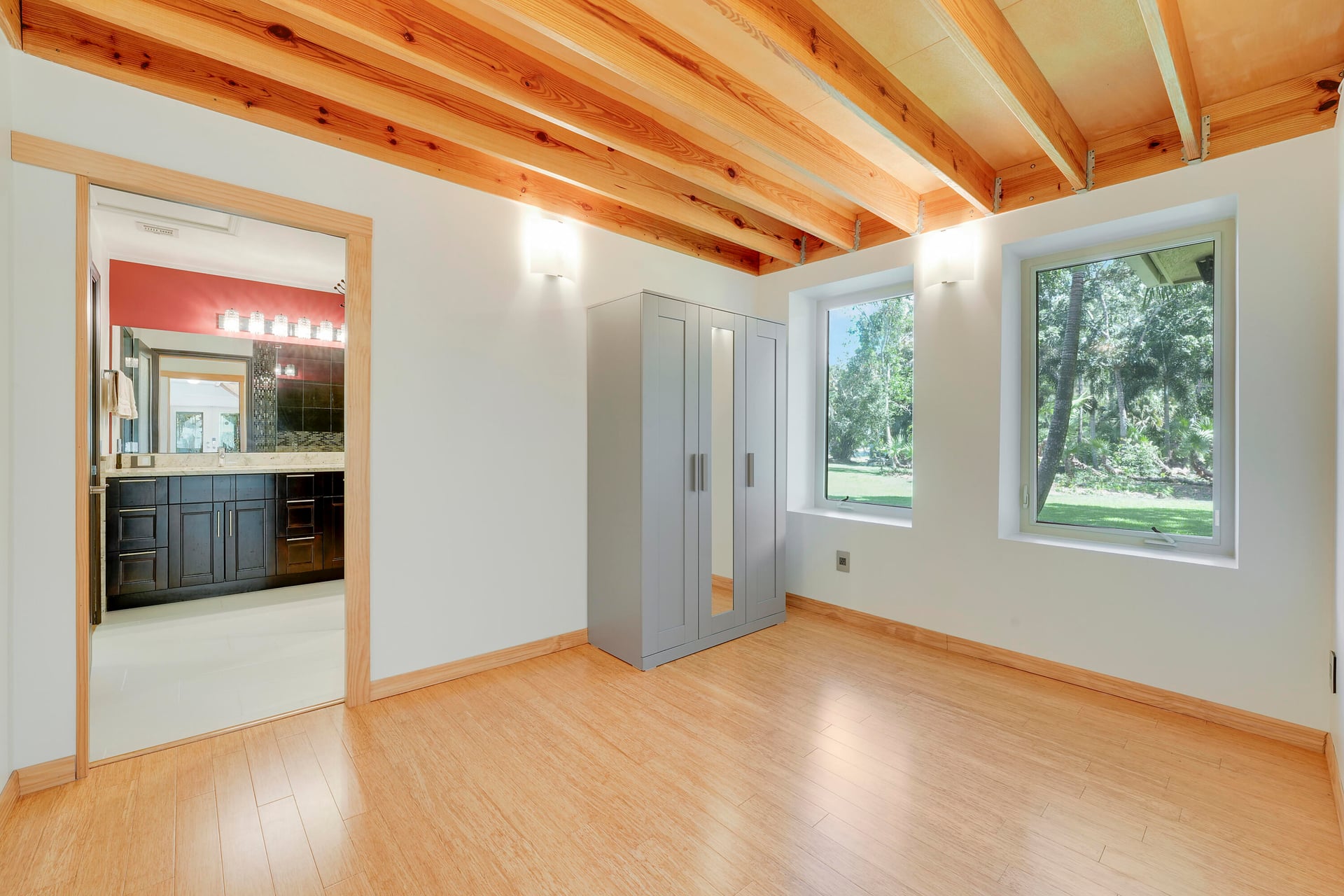 Residence photo 24