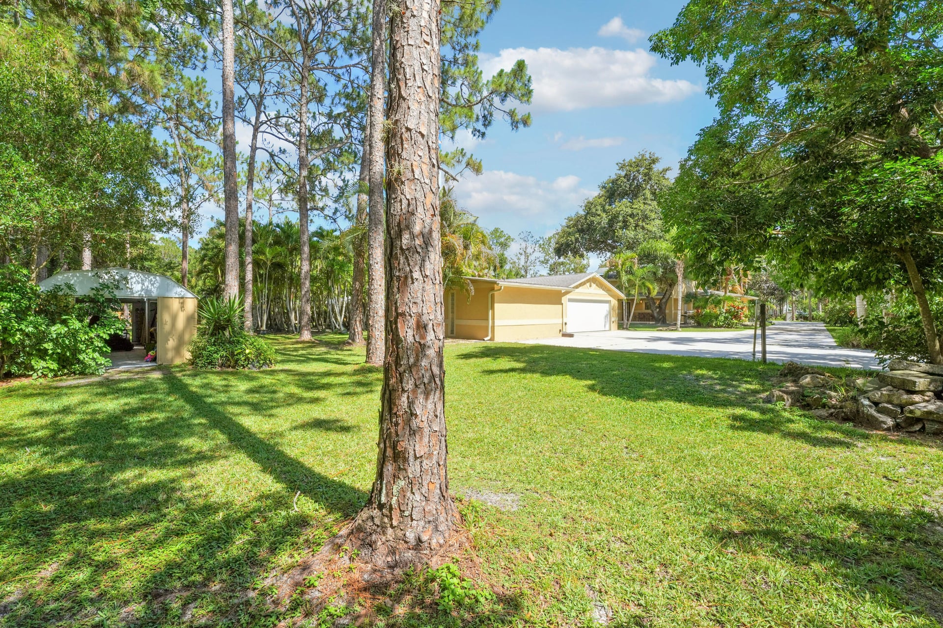 Residence photo 60