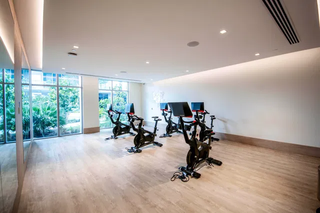 Nautilus 220 Unit 1207 photo 50