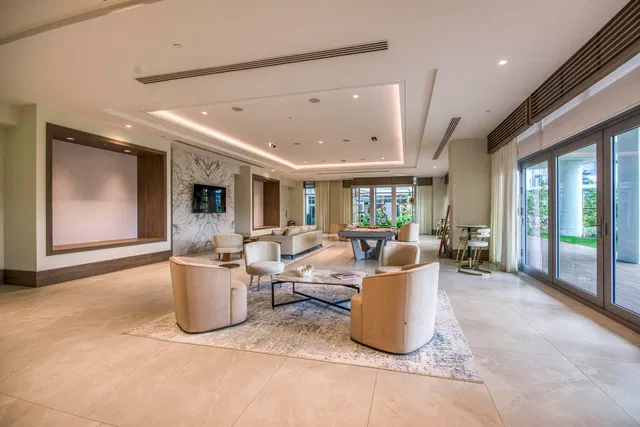 Nautilus 220 Unit 1207 photo 68