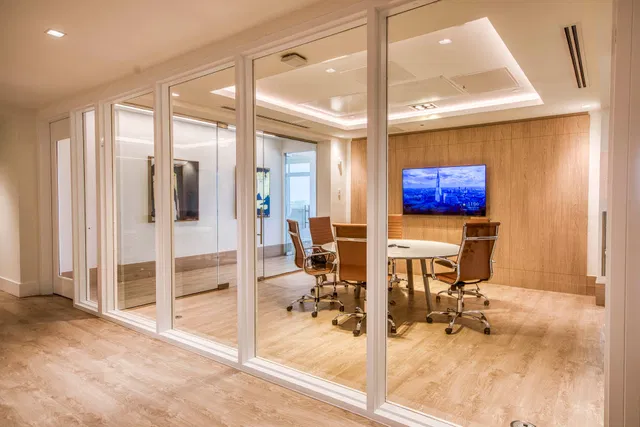 Nautilus 220 Unit 1207 photo 70