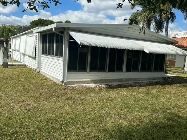  Residence photo 8