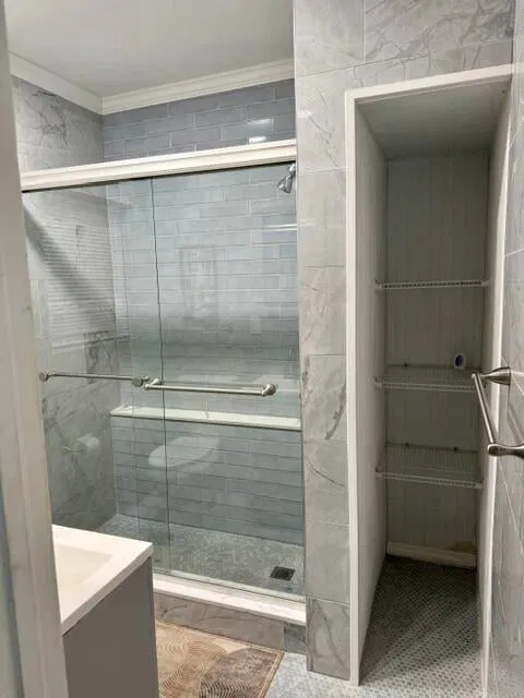 Unit 2 photo 8