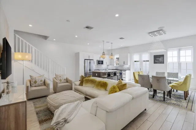 Palm Trail Delray Beach Residence photo 5