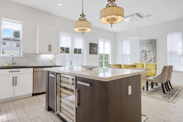 Palm Trail Delray Beach Residence photo 17