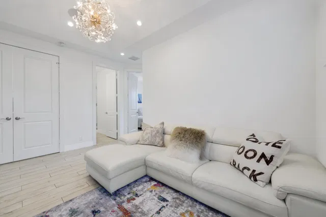 Palm Trail Delray Beach Residence photo 28