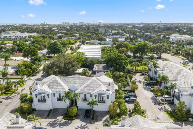 Palm Trail Delray Beach Residence photo 45