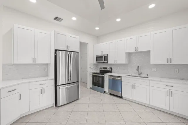  Residence photo 12