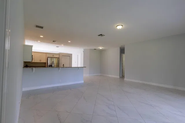 Residence photo 18