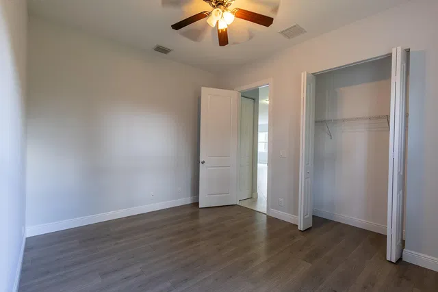  Residence photo 30