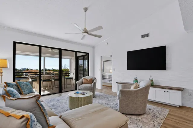 Residence photo 6