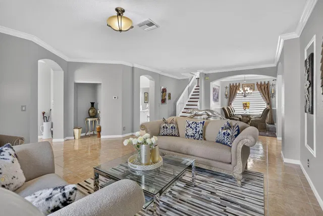 Residence photo 11