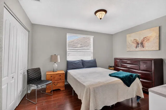 Residence photo 44