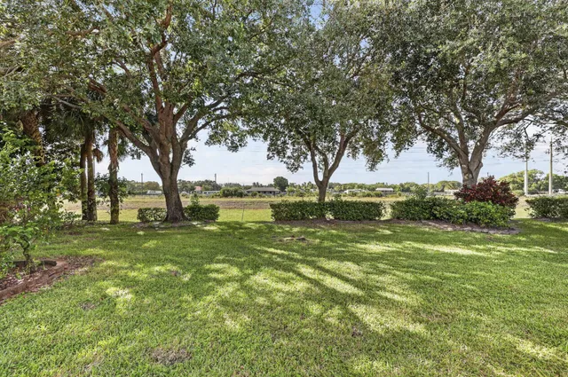 Residence photo 62