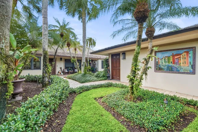 Residence photo 2