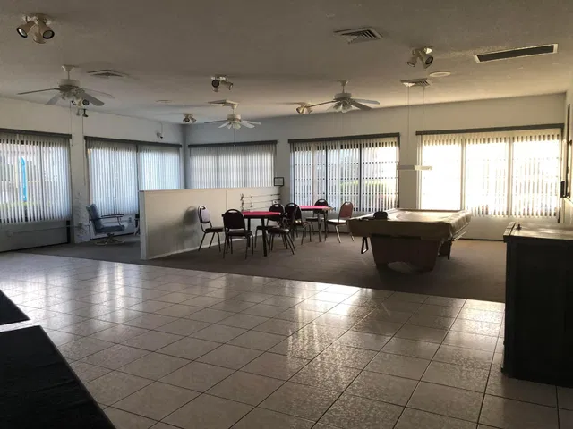 Unit 206 photo 25