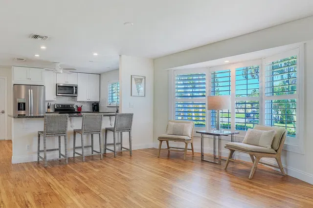 Residence photo 6