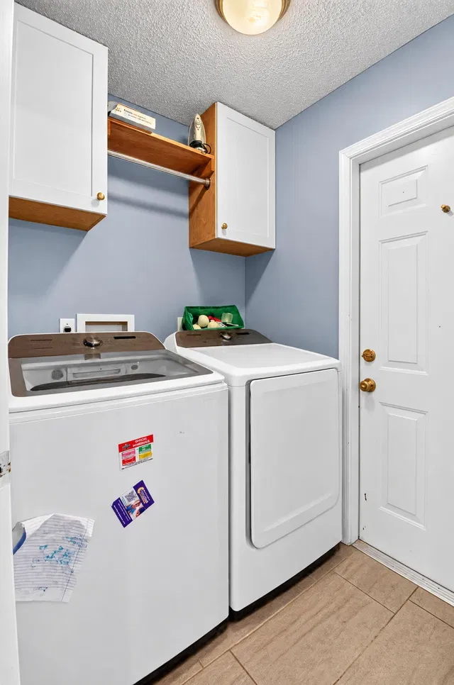 Residence photo 32