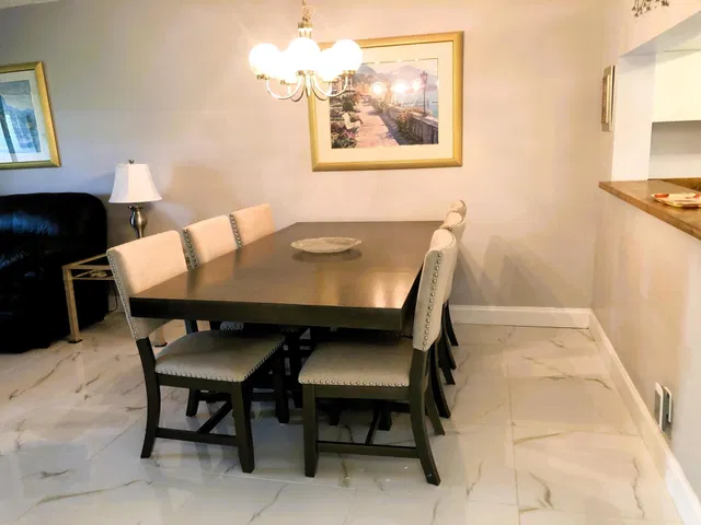 Unit 105 photo 8