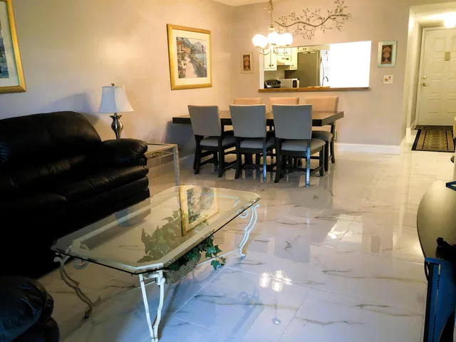 Unit 105 photo 10